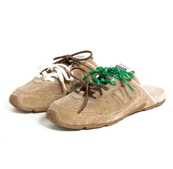 NEW BALANCE 530 SL MULE MIU MIU ECRU - Image 3